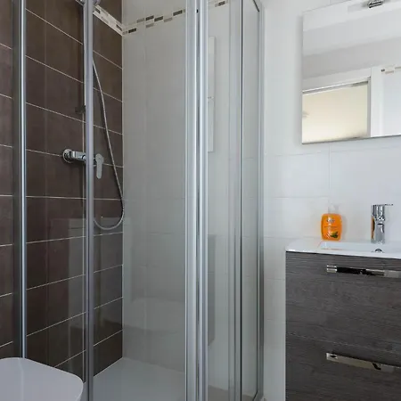 Stylish Flat In A Wonderful Location Apartment