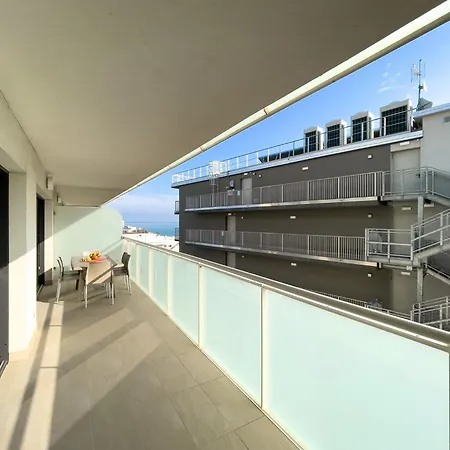 Stylish Flat In A Wonderful Location *