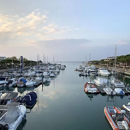 Stylish Flat In A Wonderful Location Apartment Lignano Sabbiadoro